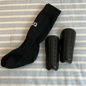 ⚽️DSG youth soccer shin guard socks. Unisex. Heel to toe 7”. Size S